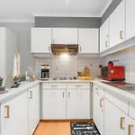 Apartment Caravel 0101 *